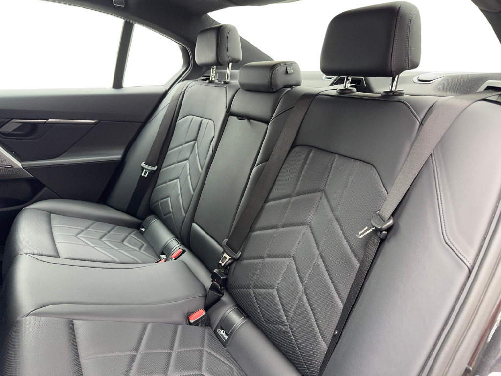 Used 2024 BMW 530i w/ Premium Package RWD image 42