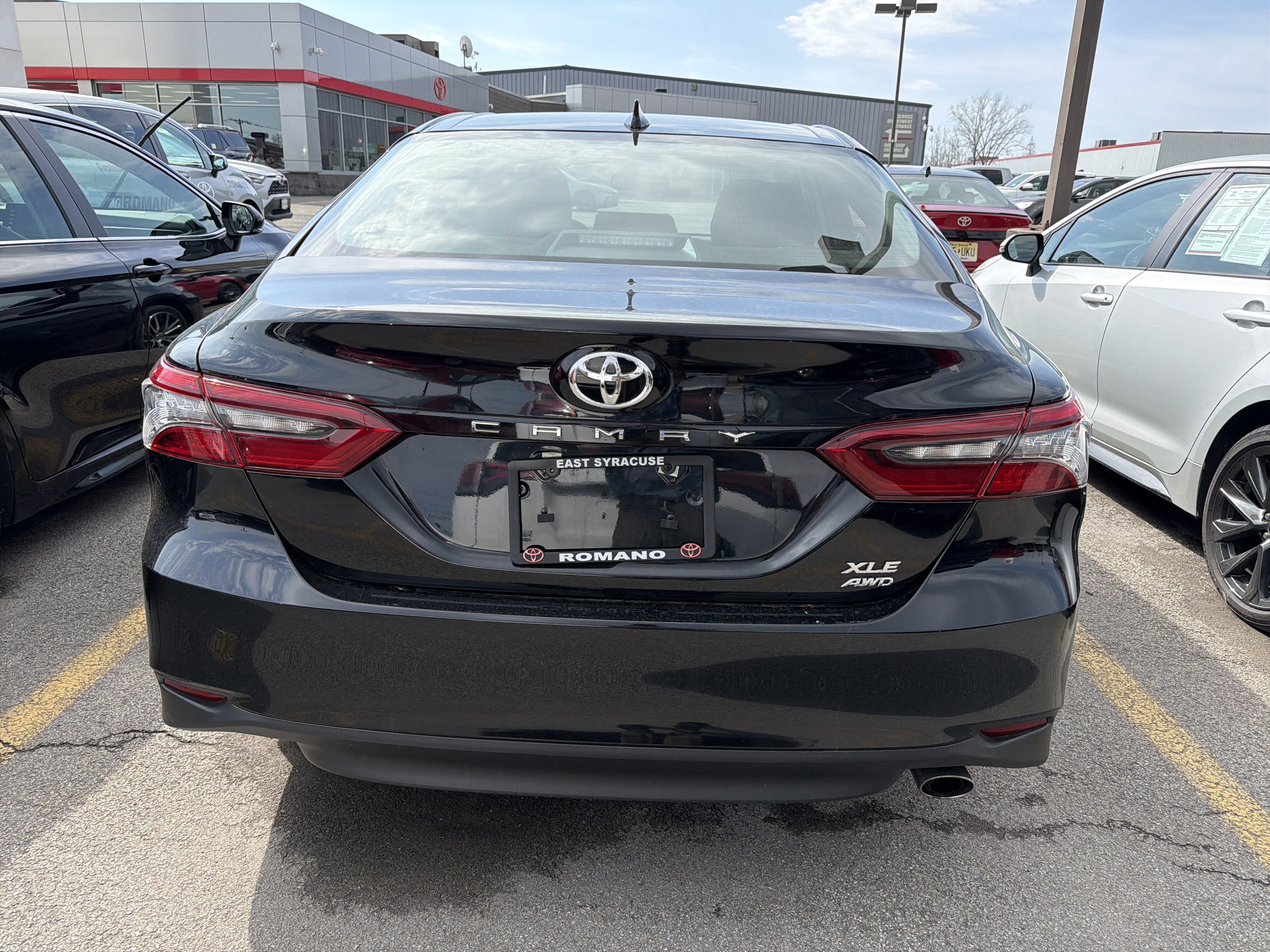 Used 2023 Toyota Camry XLE AWD/4WD image 6