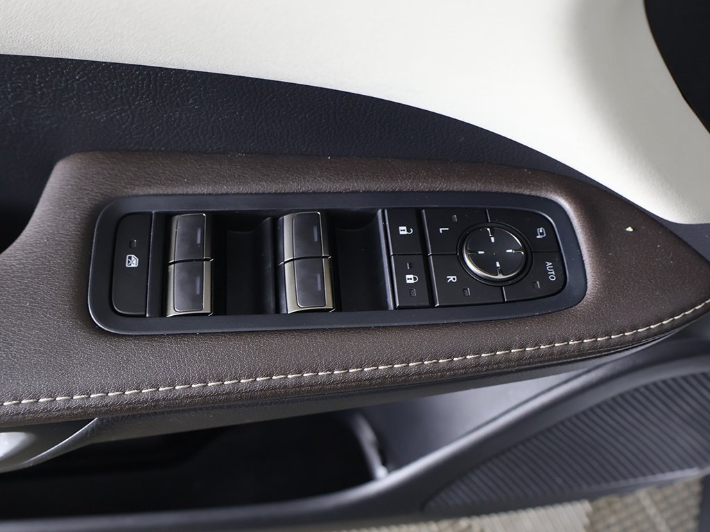 Used 2024 Lexus RX 350h w/ Accessory Package (K3) AWD/4WD image 39