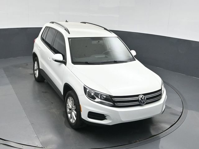 Used 2018 Volkswagen Tiguan Limited image 37