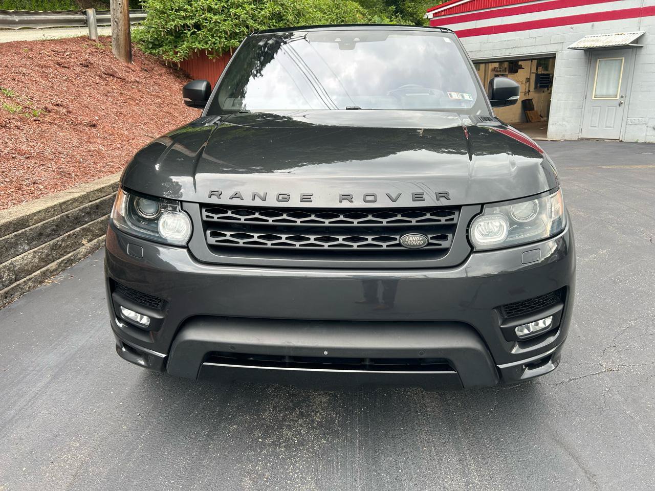 Used 2017 Land Rover Range Rover Sport Autobiography AWD/4WD image 9