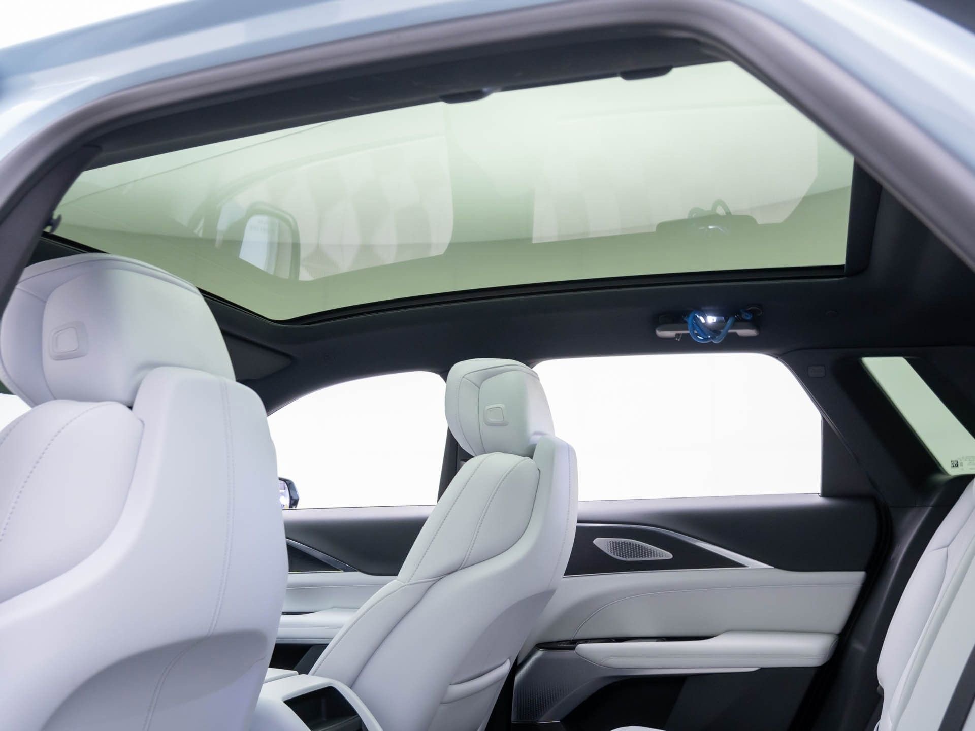 Certified 2024 Cadillac Lyriq Luxury w/ LPO, Floor Liner Package image 13