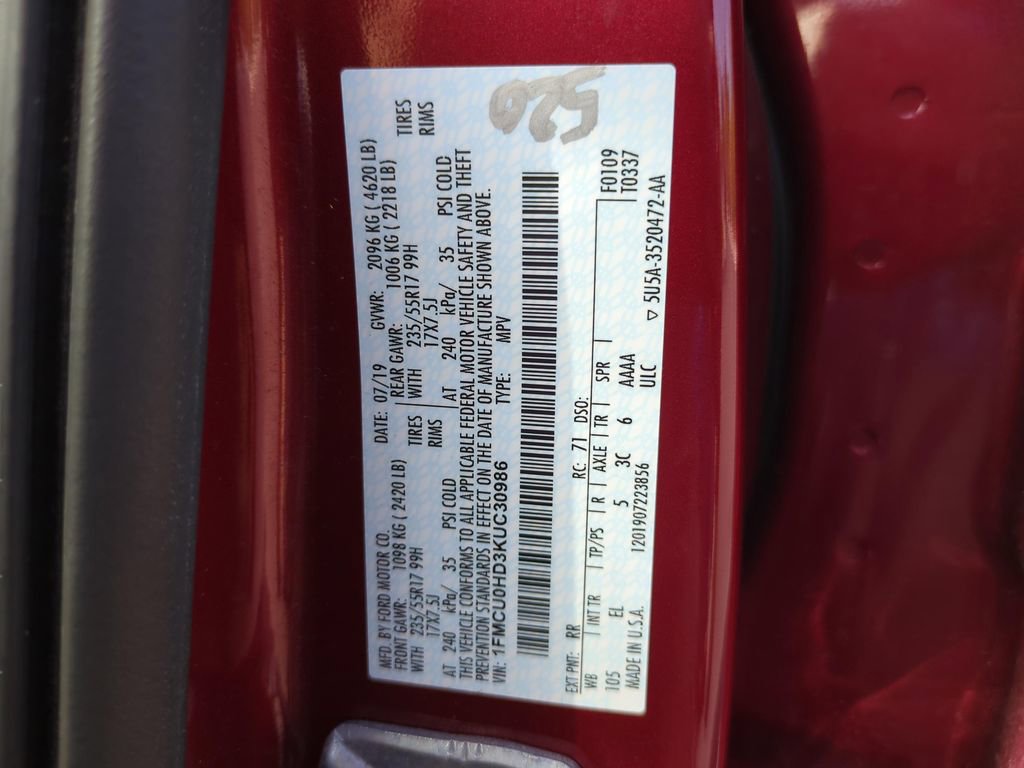 Used 2019 Ford Escape SEL image 12