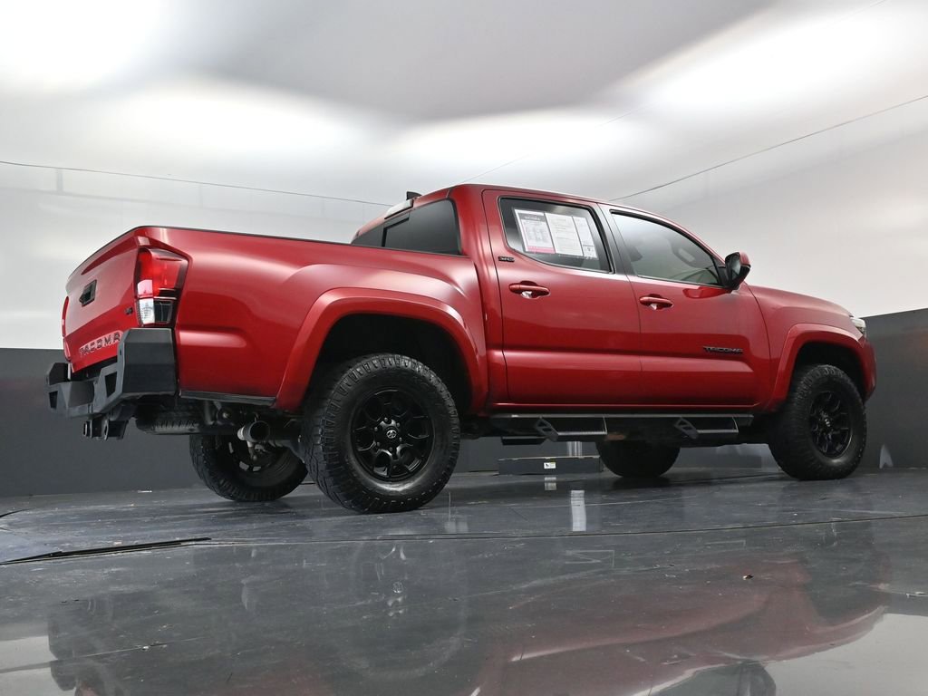 Used 2021 Toyota Tacoma SR5 RWD image 19