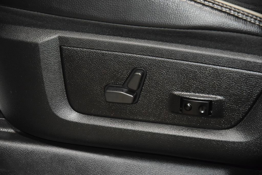 Used 2022 RAM 2500 Laramie AWD/4WD image 47