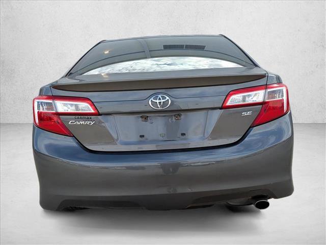 Used 2014 Toyota Camry SE image 3