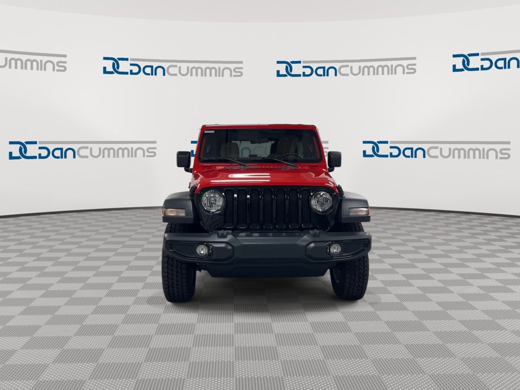 Used 2021 Jeep Wrangler Unlimited Sport AWD/4WD image 3