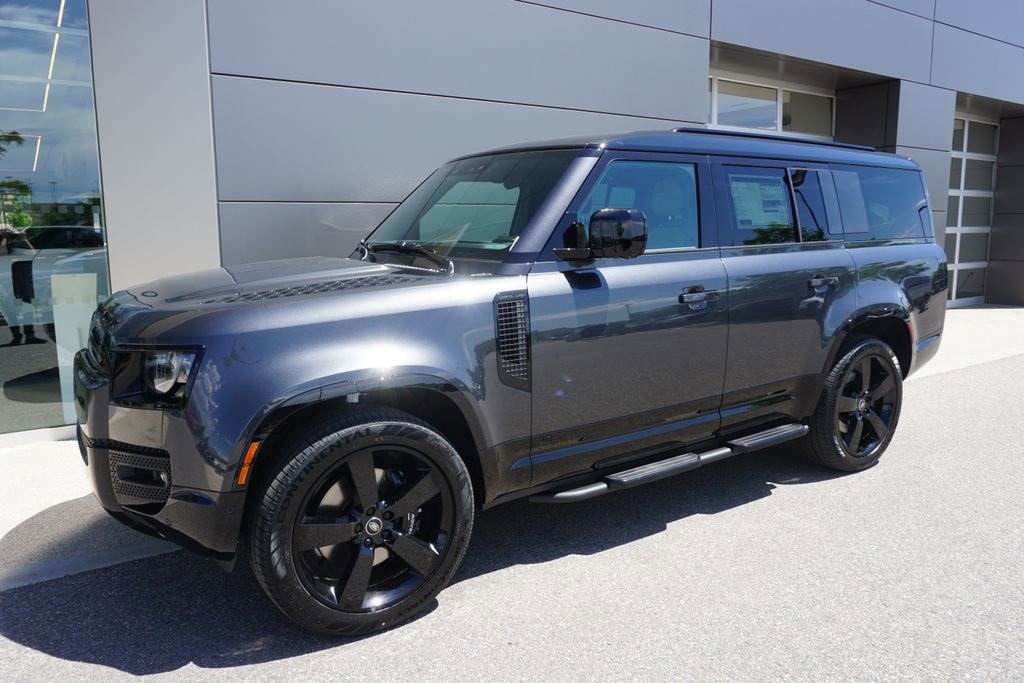 New 2025 Land Rover Defender 130 V8 image 3