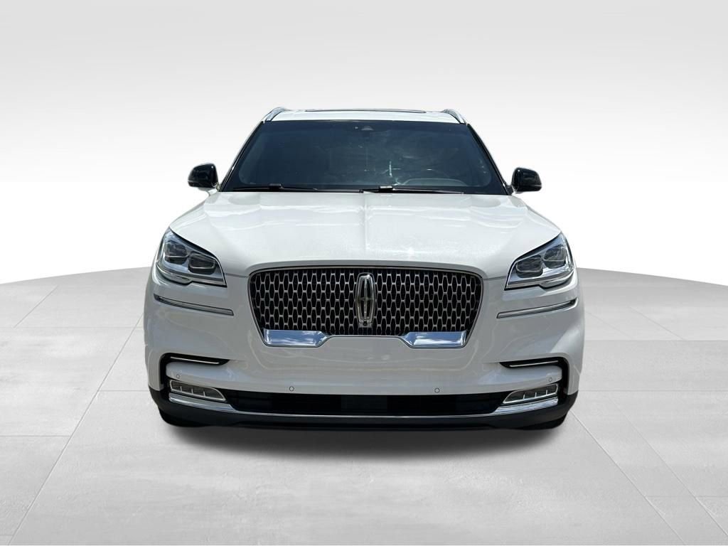 Used 2021 Lincoln Aviator Reserve w/ Equipment Group 202A AWD/4WD image 8