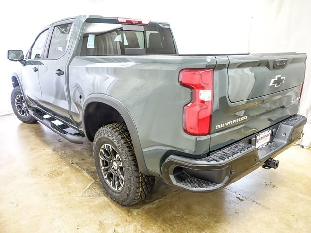 New 2026 Chevrolet Silverado 1500 ZR2 image 7