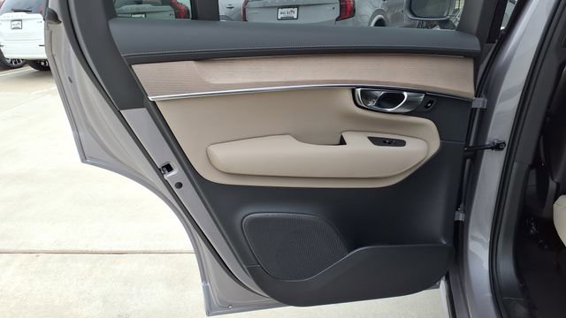 New 2026 Volvo XC90 B6 Plus w/ Protection Package Premier image 15