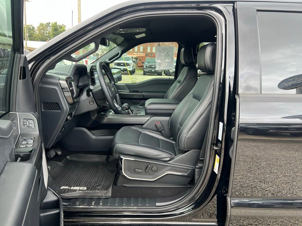 Used 2024 Ford F150 Lariat w/ FX4 Off-Road Package image 13