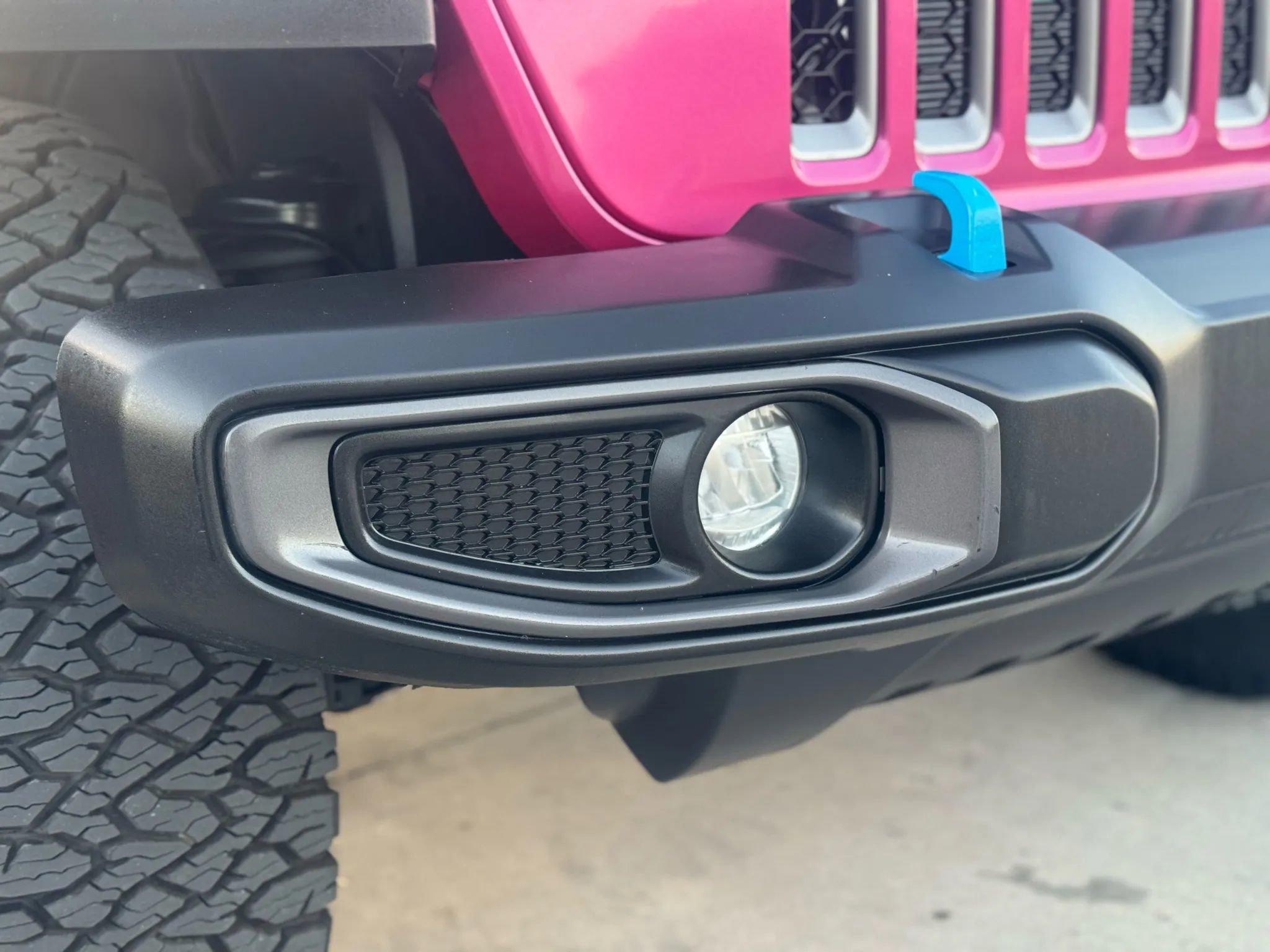 Used 2022 Jeep Wrangler Unlimited Rubicon 4xe w/ Safety Group image 39