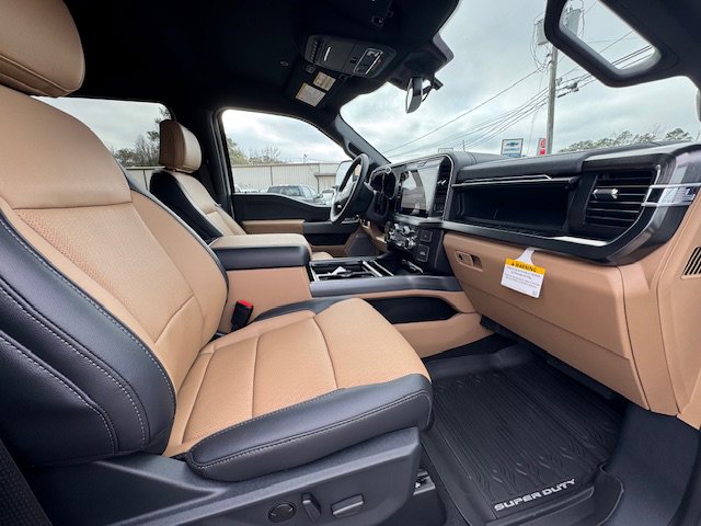 New 2026 Ford F250 Lariat w/ Chrome Package image 16