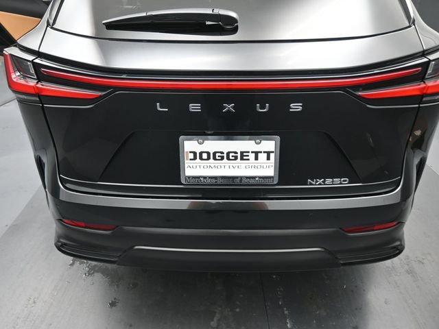 Used 2025 Lexus NX 250 FWD w/ Towing Package (2000 Lbs) image 14