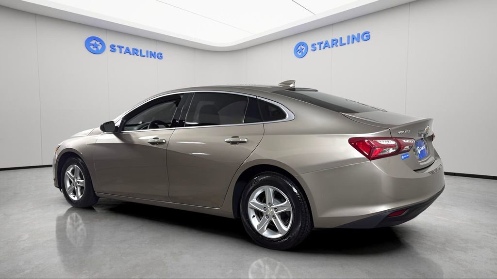 Used 2022 Chevrolet Malibu LT FWD image 4