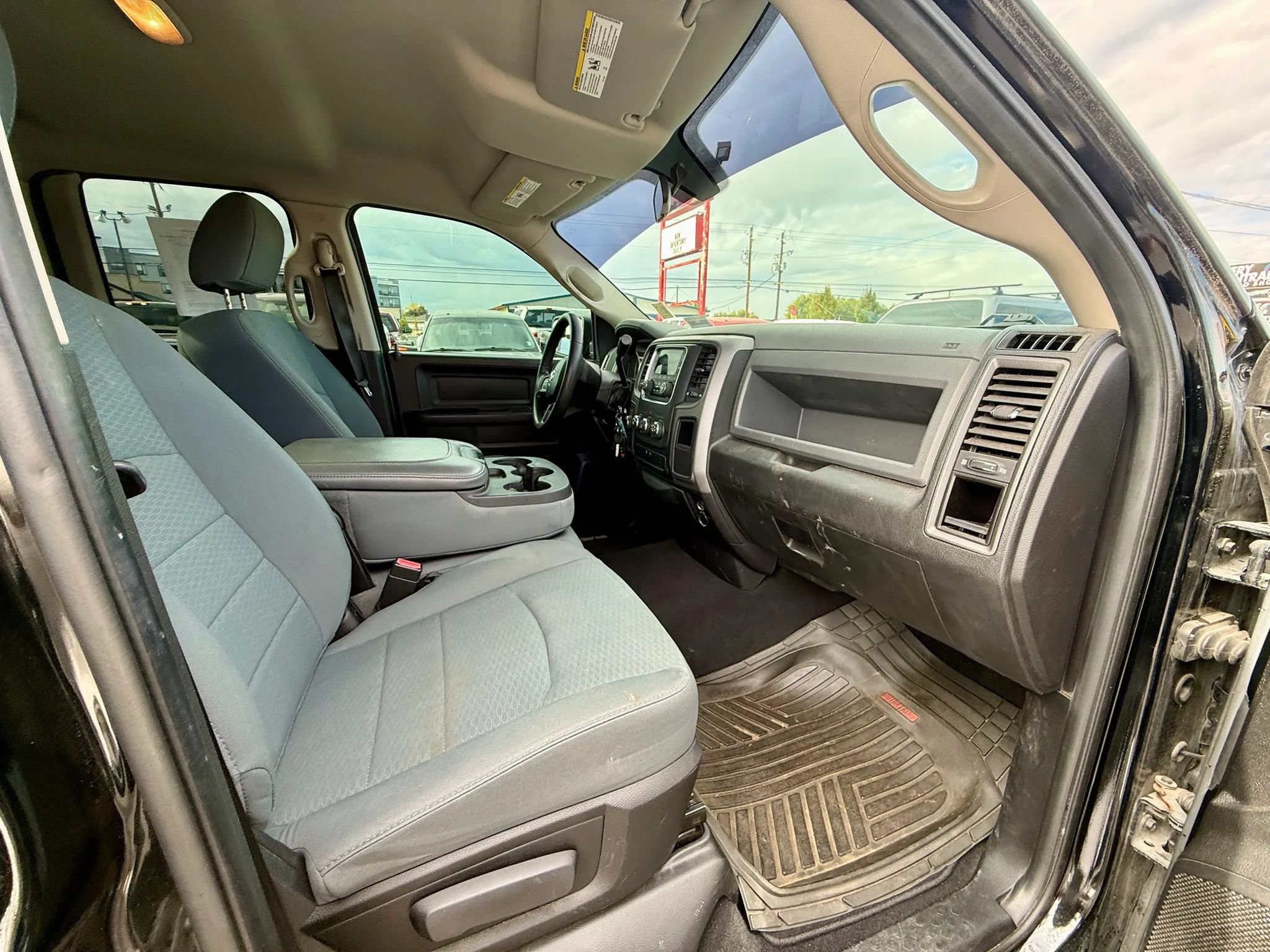 Used 2013 RAM 1500 ST w/ SXT Appearance Group AWD/4WD image 14