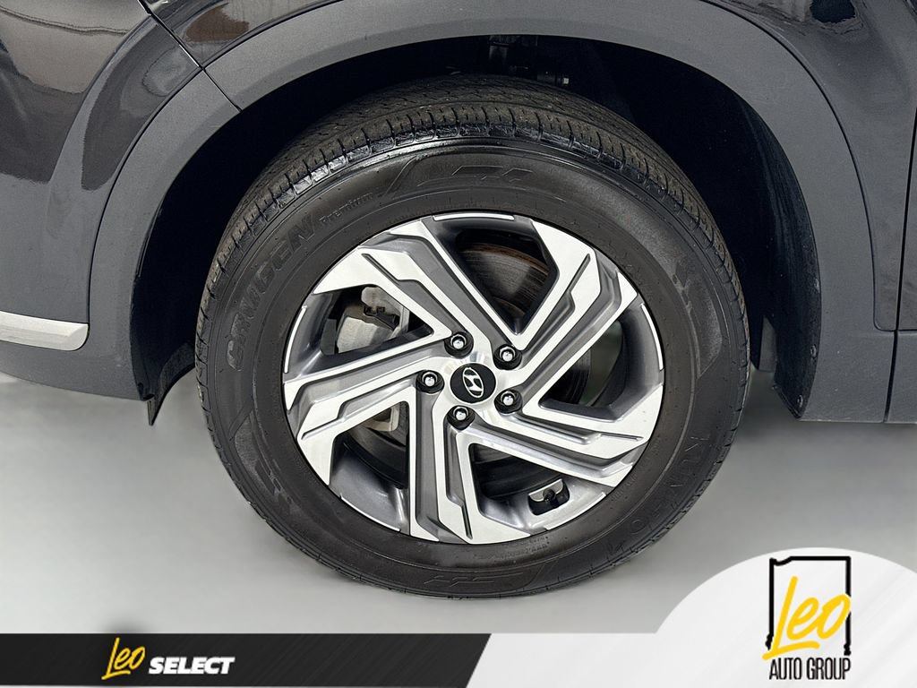 Used 2023 Hyundai Santa Fe SE AWD/4WD image 32