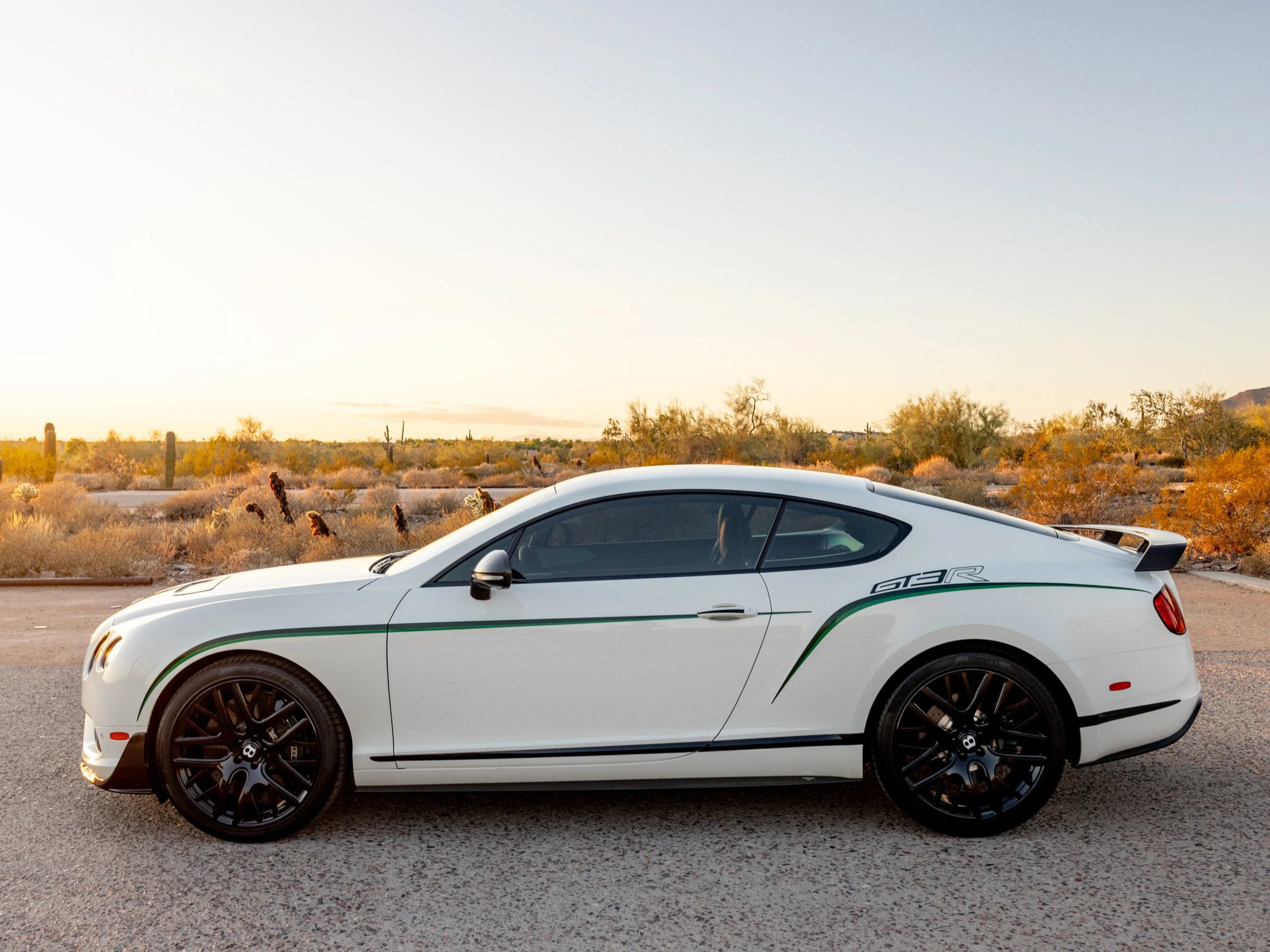 Used 2015 Bentley Continental GT3-R AWD/4WD image 25