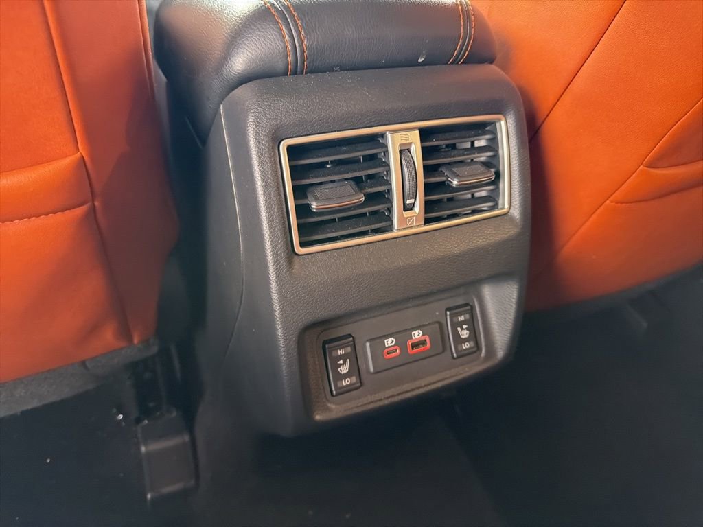 Used 2019 Nissan Maxima Platinum w/ Reserve Package image 17