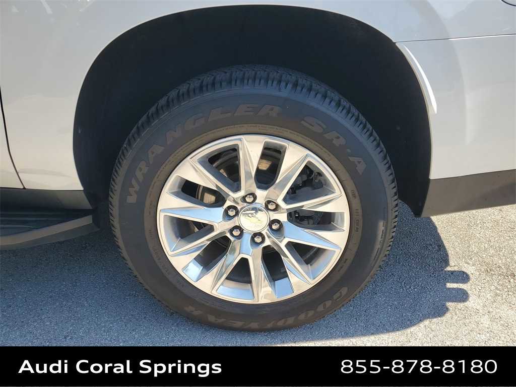 Used 2021 Chevrolet Suburban Premier image 16