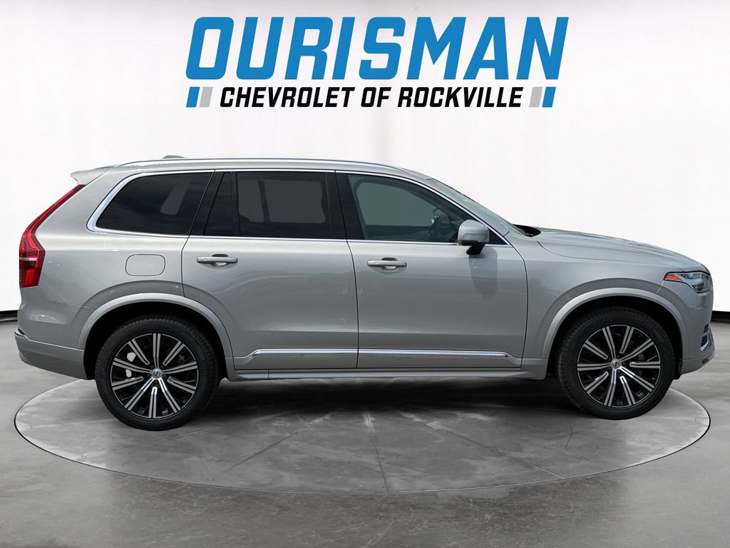 Used 2025 Volvo XC90 B5 Core AWD/4WD image 7
