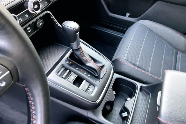 Used 2025 Honda CR-V Sport image 13