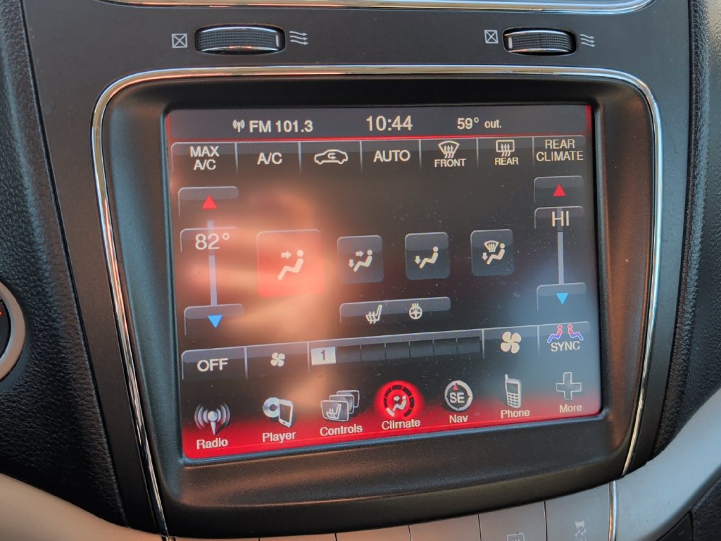 Used 2018 Dodge Journey Crossroad w/ Nav & Sun Group AWD/4WD image 20