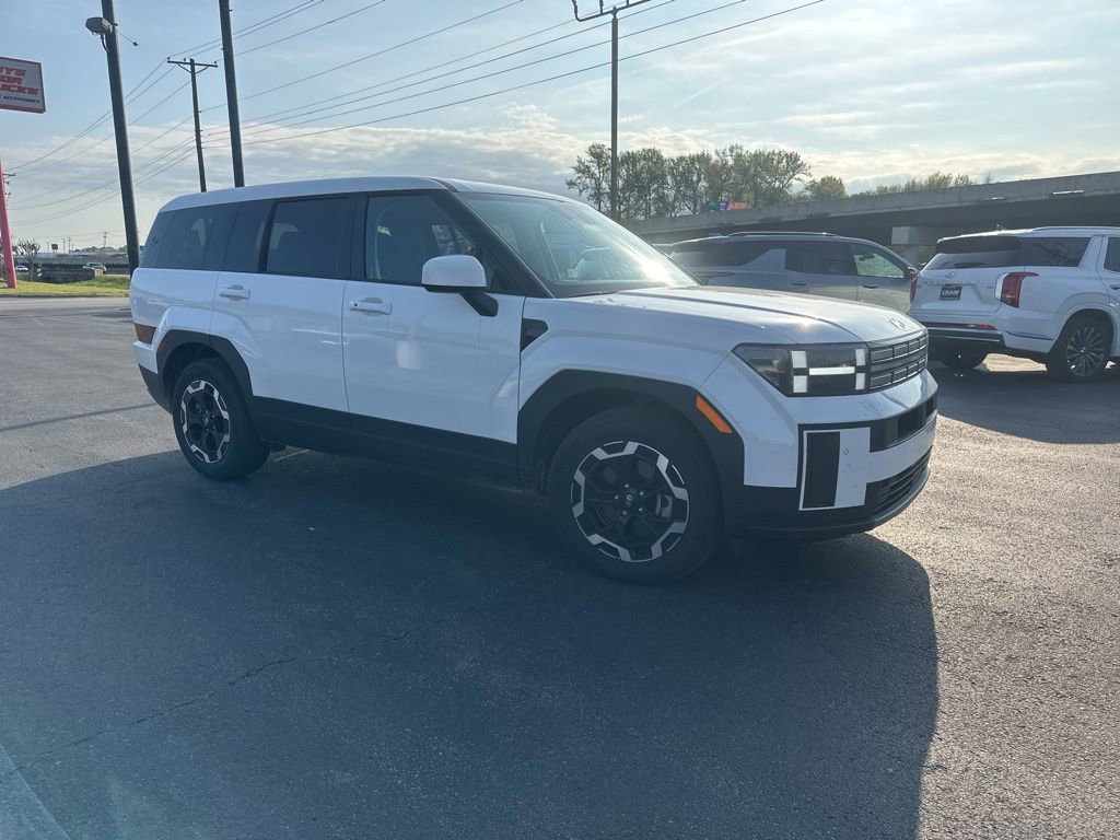 Used 2026 Hyundai Santa Fe SE image 2