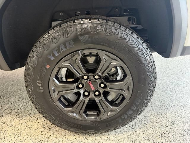 Used 2024 GMC Canyon Elevation RWD image 34