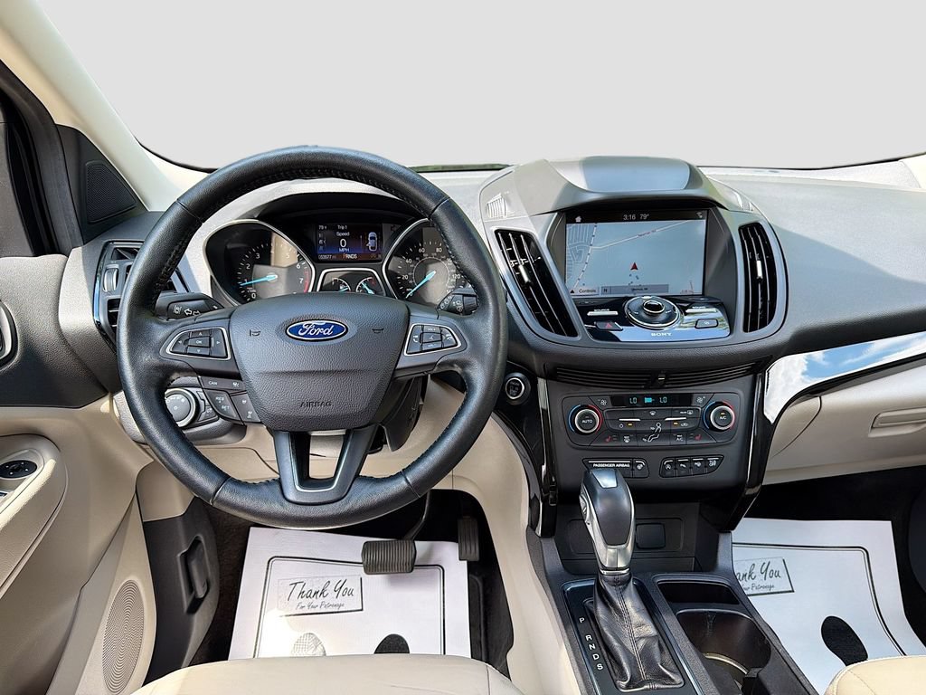 Used 2019 Ford Escape Titanium AWD/4WD image 25