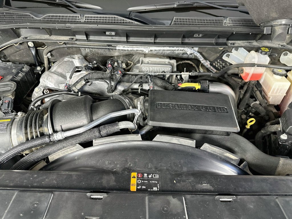 Used 2023 GMC Sierra 3500 Denali w/ Denali Ultimate Package AWD/4WD image 31