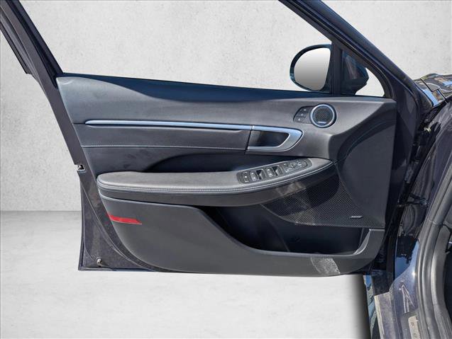Certified 2025 Hyundai Sonata Limited image 22