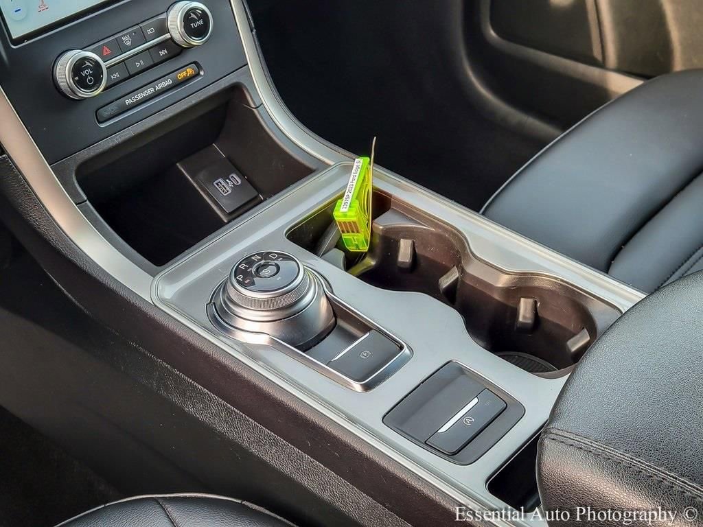 Used 2023 Ford Edge SEL image 21