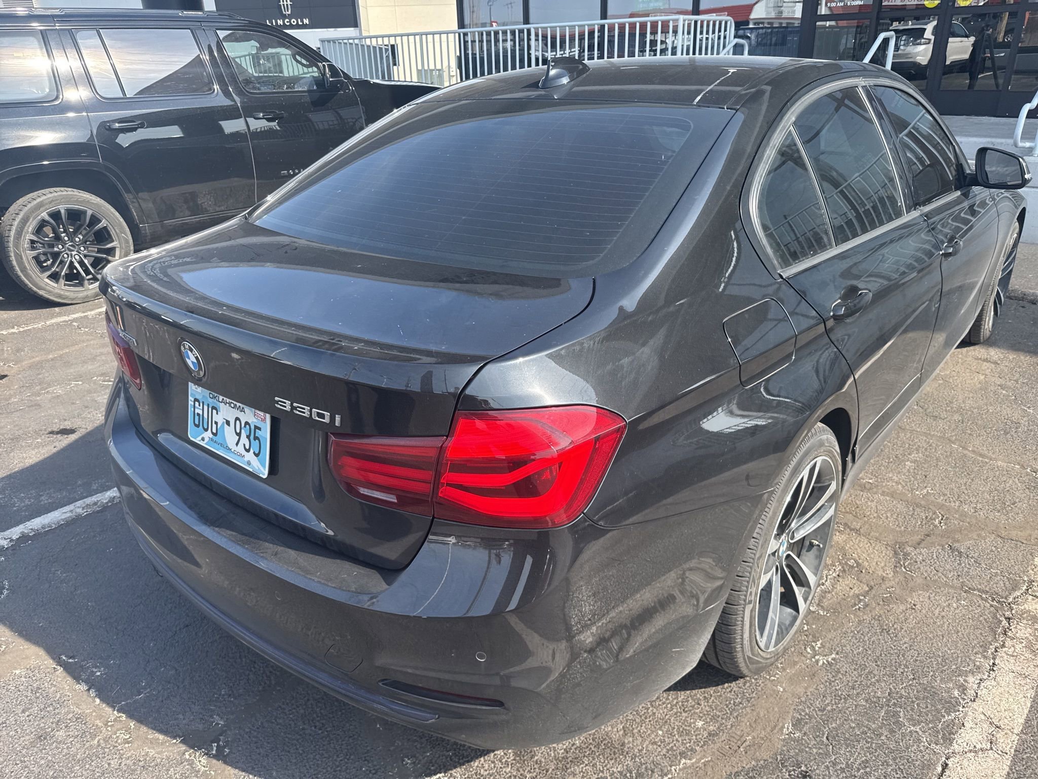 Used 2018 BMW 330i xDrive Sedan w/ Premium Package image 5