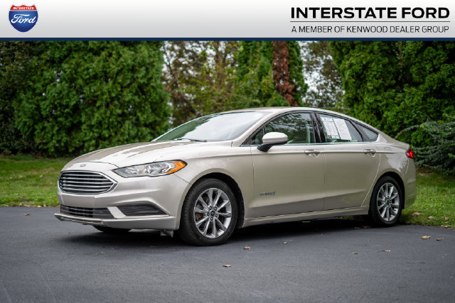 Used 2017 Ford Fusion SE
