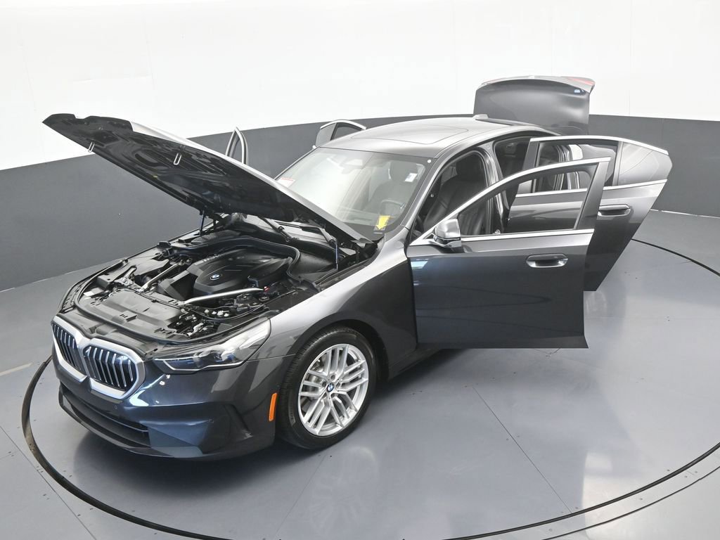 Used 2024 BMW 530i RWD image 78