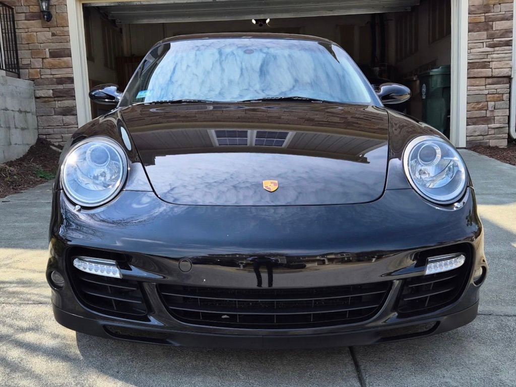 Used 2009 Porsche 911 Turbo image 2