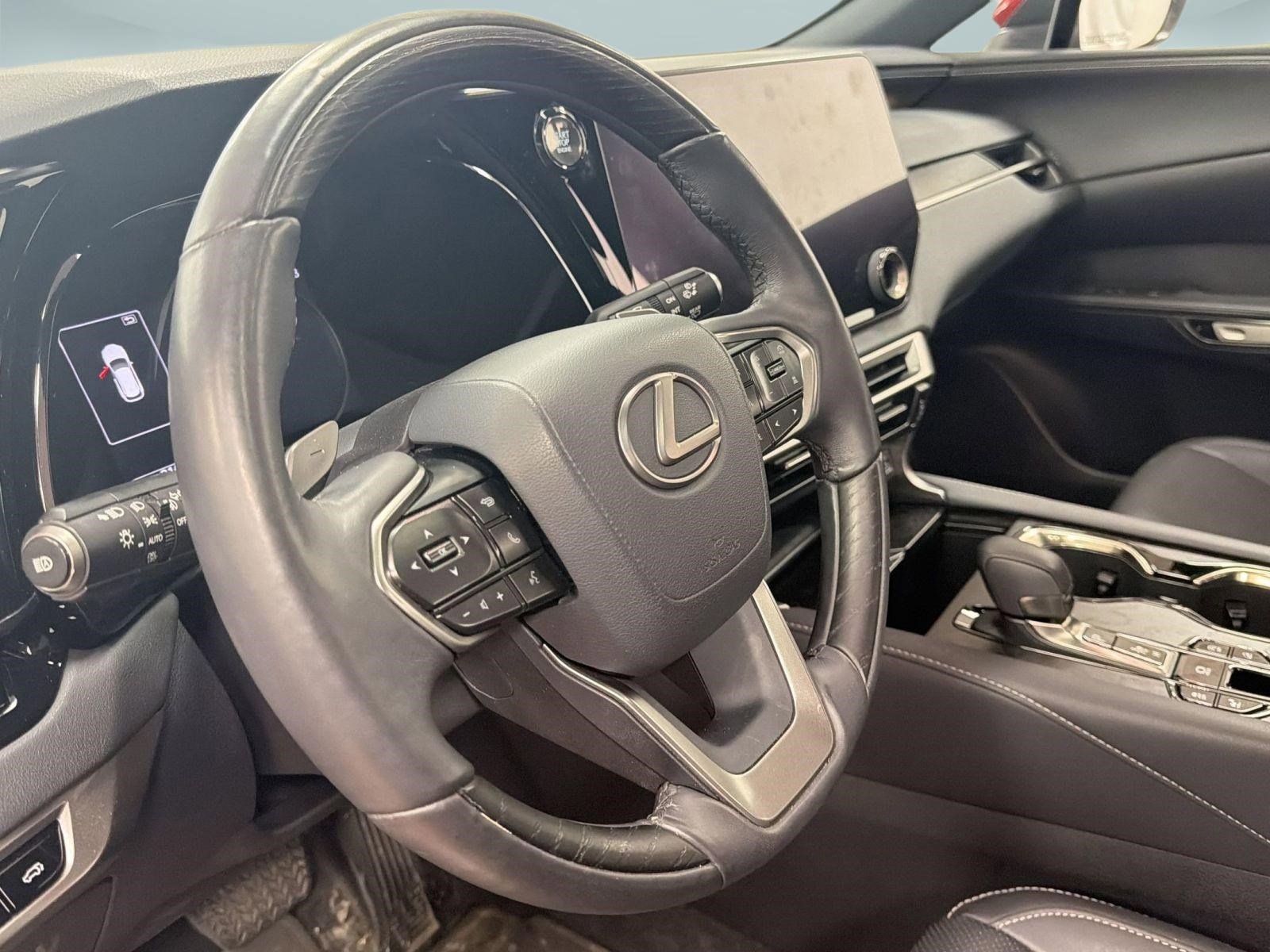 Used 2023 Lexus RX 350 Premium w/ Accessory Package image 4