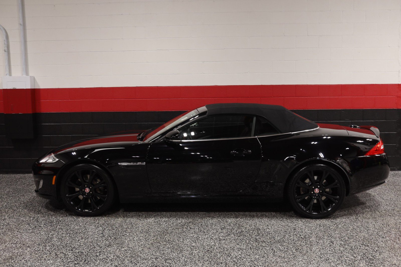 Used 2014 Jaguar XK 2dr Convertible image 24