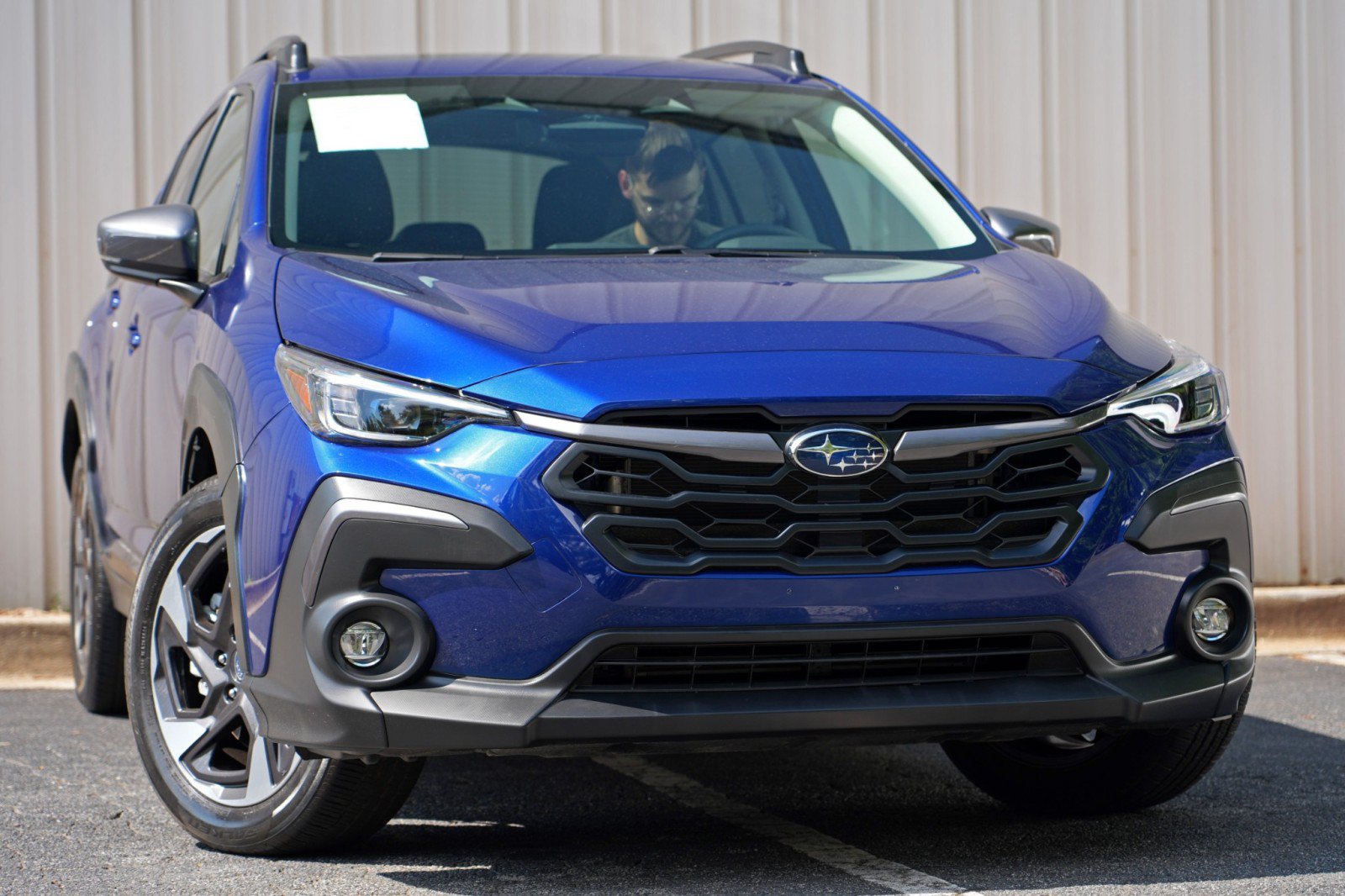 Used 2025 Subaru Crosstrek 2.5i Limited AWD/4WD image 2