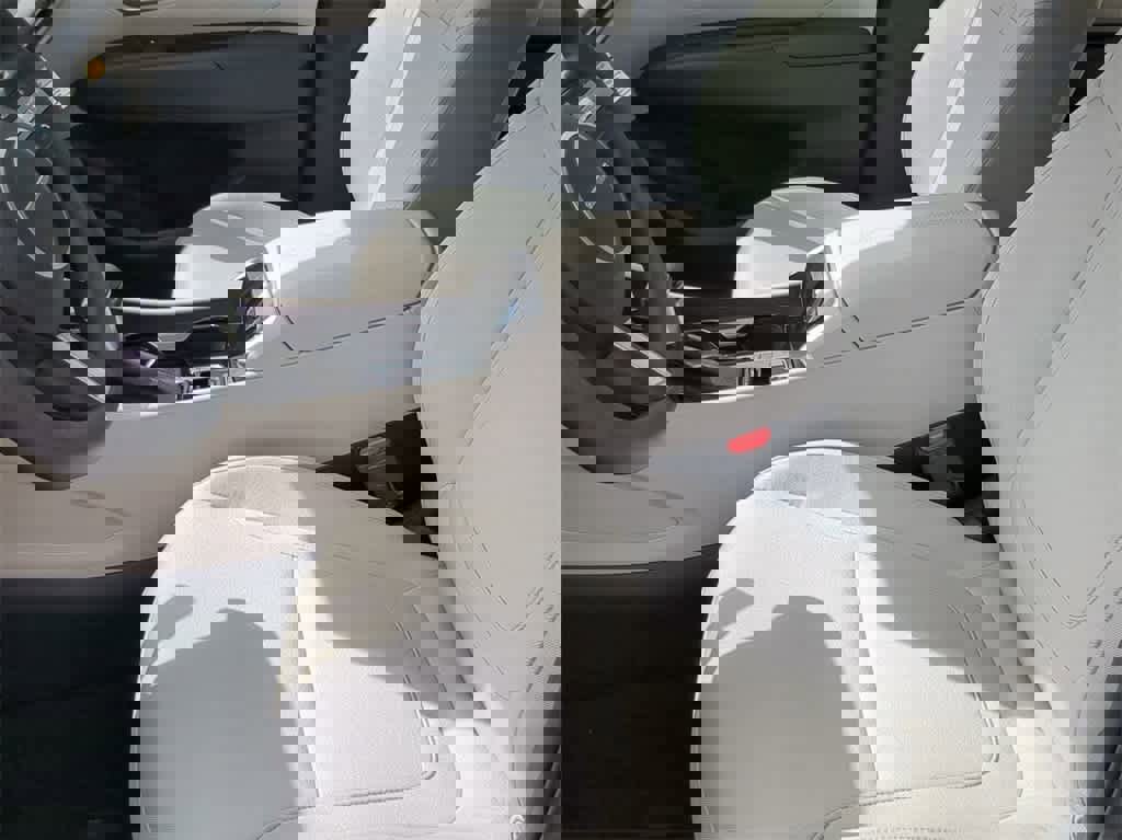 New 2026 Hyundai Tucson SE image 17