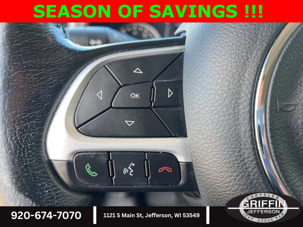 Used 2019 Jeep Renegade Latitude w/ Cold Weather Group image 20