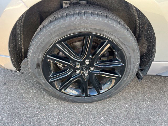 Used 2024 Ford Edge ST-Line AWD/4WD image 9