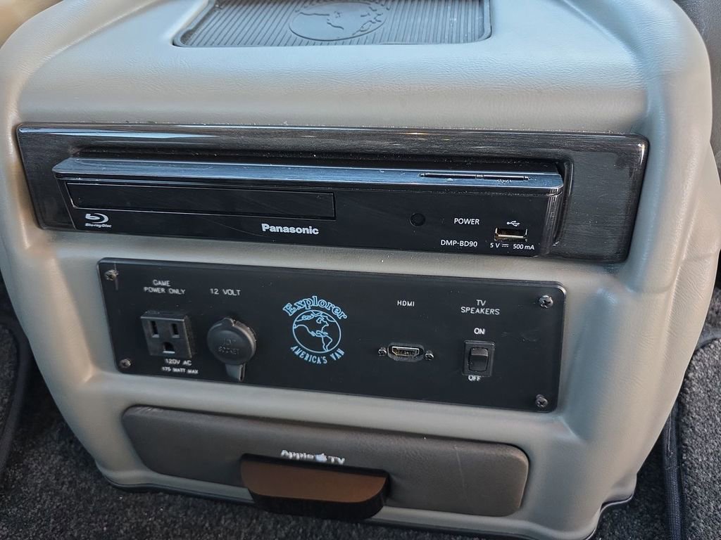 New 2025 Chevrolet Express 2500 w/ Driver Convenience Package RWD image 11