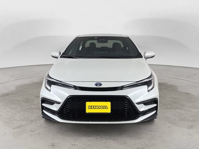 Used 2024 Toyota Corolla SE w/ SE Package AWD/4WD image 2
