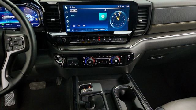 Used 2025 Chevrolet Silverado 1500 ZR2 w/ Technology Package image 16