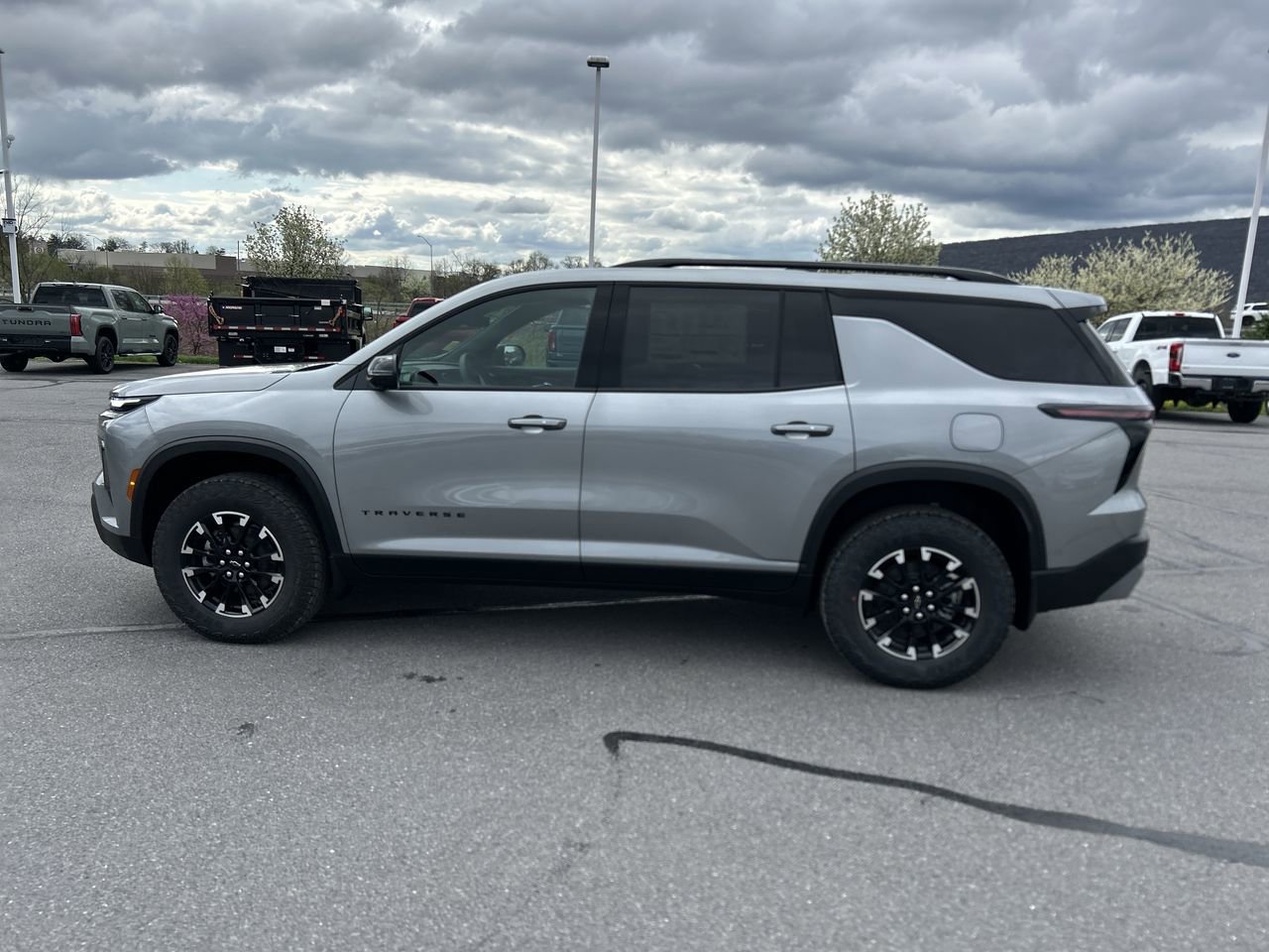 New 2026 Chevrolet Traverse Z71 w/ Driver Confidence Package AWD/4WD image 4
