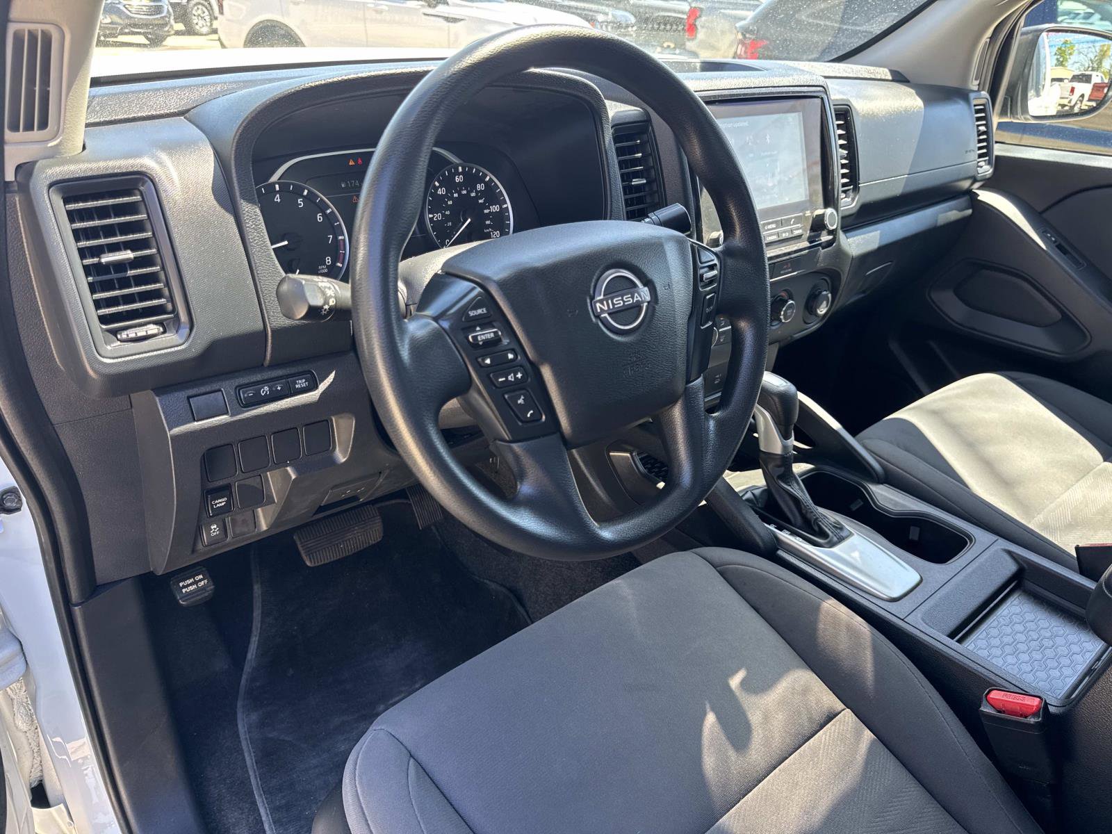 Used 2022 Nissan Frontier S RWD image 17