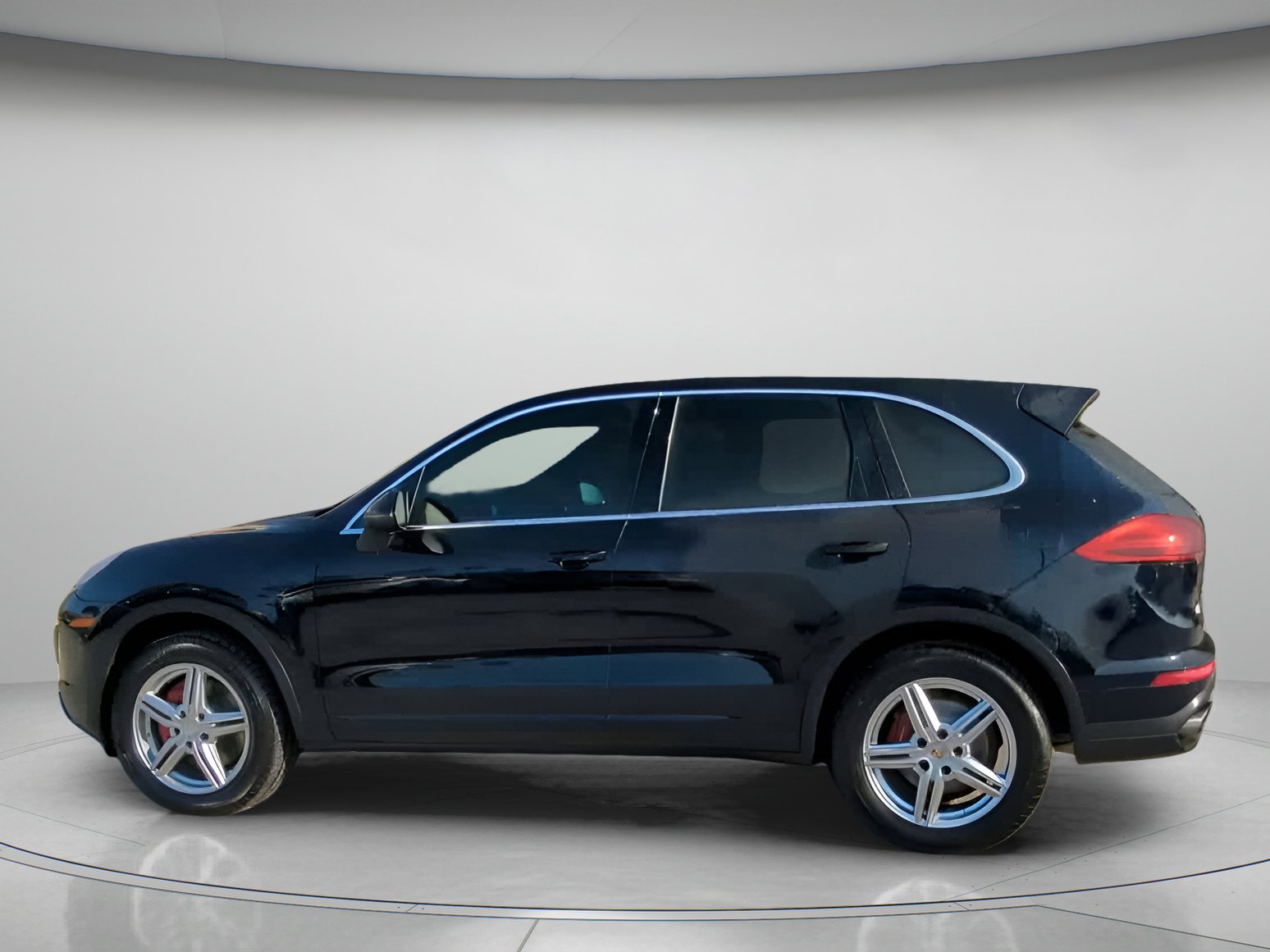 Used 2016 Porsche Cayenne AWD/4WD image 17